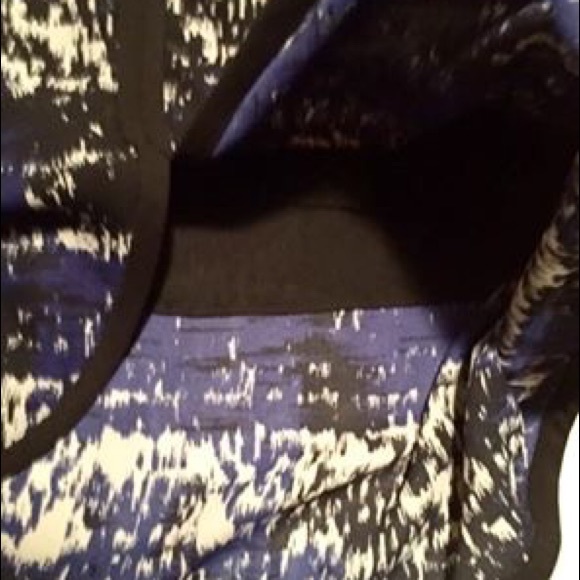 BCBG MAX DRESS SIZE SMALL NEW WITH TAGS $220 - Picture 5 of 7